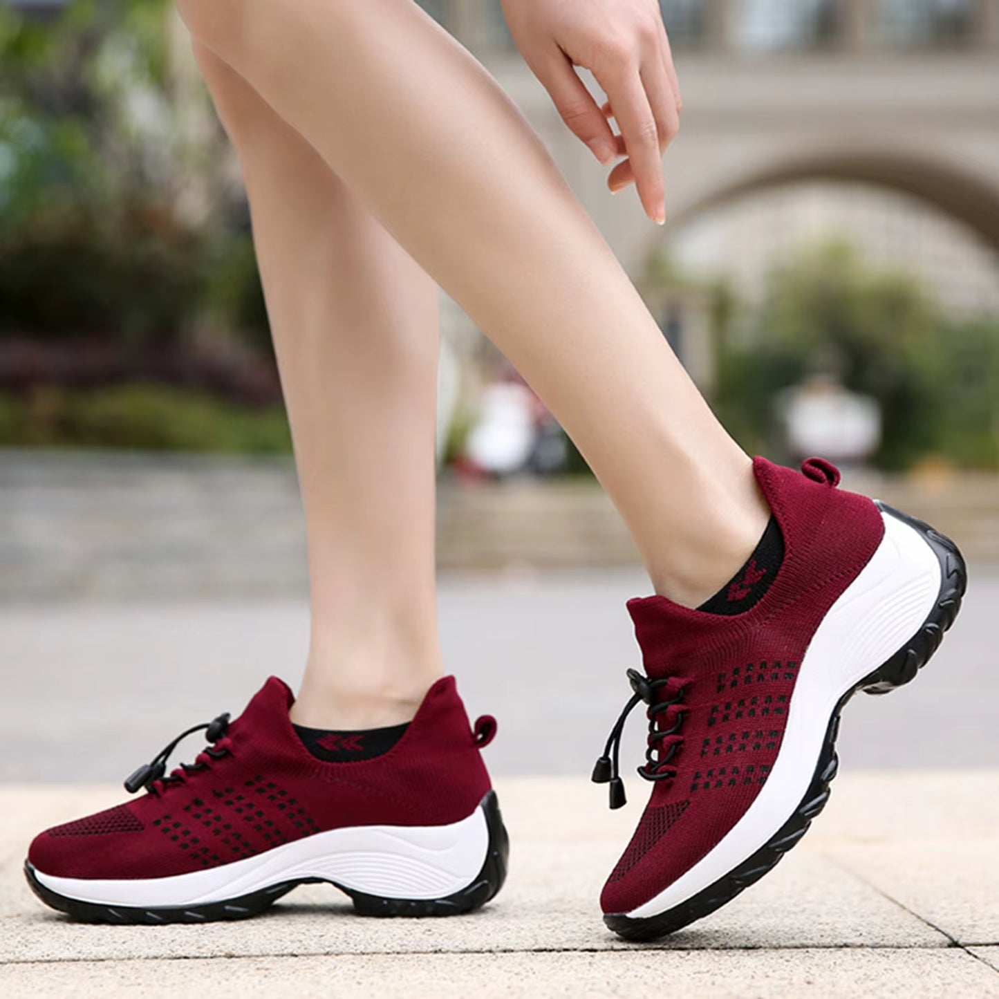 Lightweight All-Day Support Shoes for Nurses and Workers