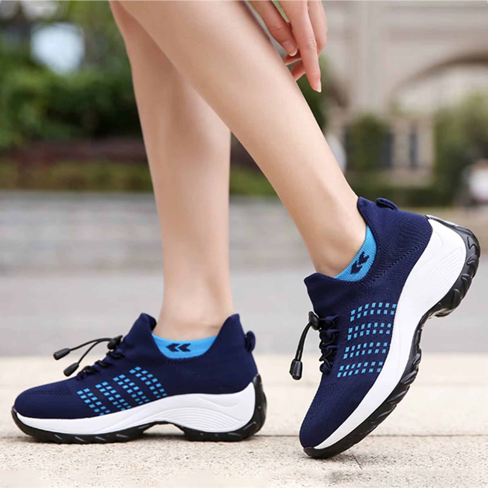 Lightweight All-Day Support Shoes for Nurses and Workers