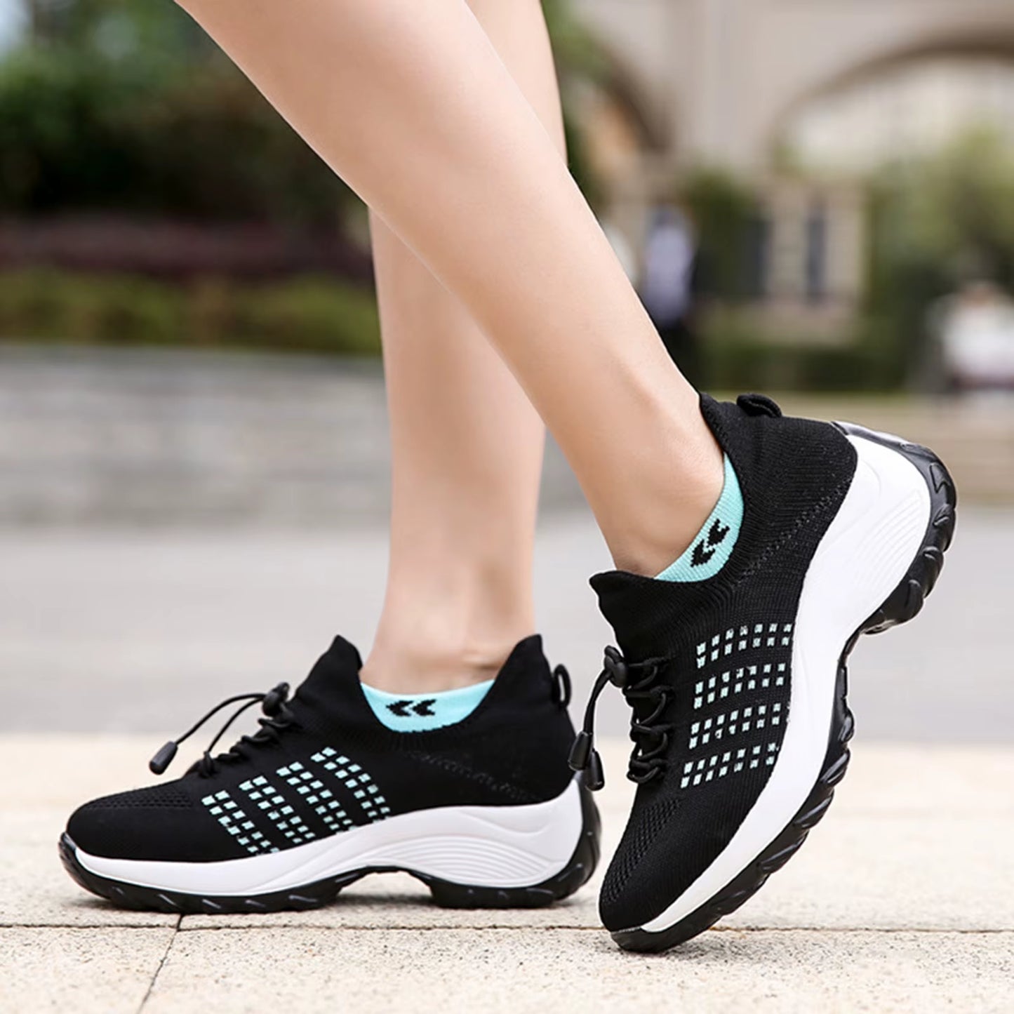 Lightweight All-Day Support Shoes for Nurses and Workers