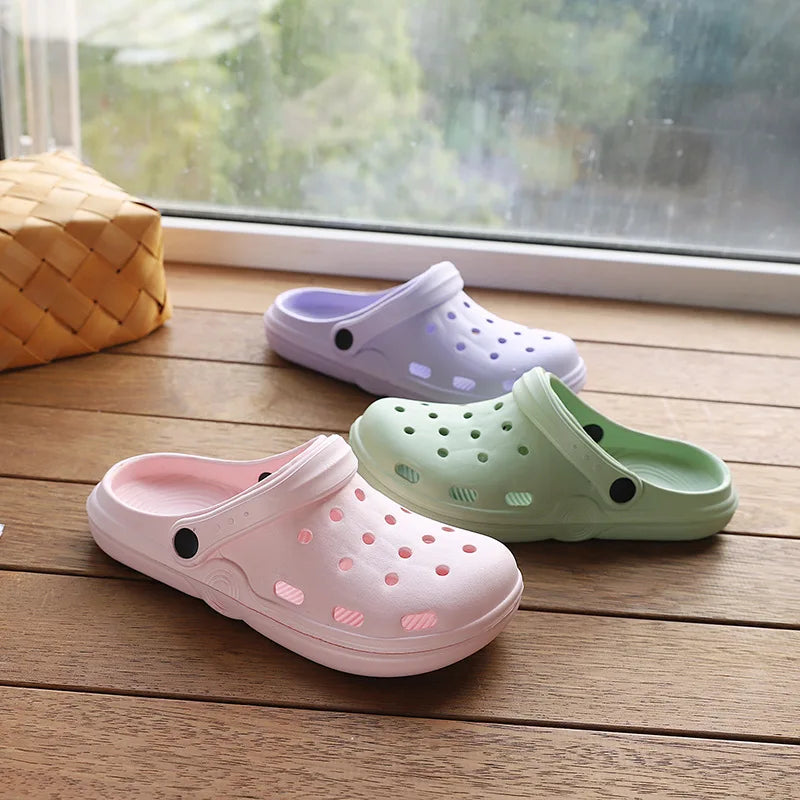 Fashion Waterproof Nursing Clogs – Lightweight Soft Sole Indoor & Outdoor Sandals