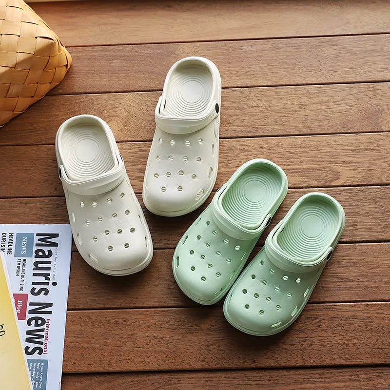 Fashion Waterproof Nursing Clogs – Lightweight Soft Sole Indoor & Outdoor Sandals